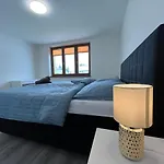 Apartman Golden Prague 78 *