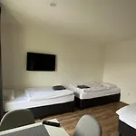 Apartman Golden Prague 78 Vestec