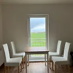 Golden Prague 78 Apartman Vestec