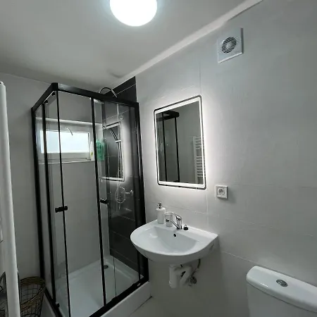 Apartamento Golden Prague 78 Vestec (Prague-West)